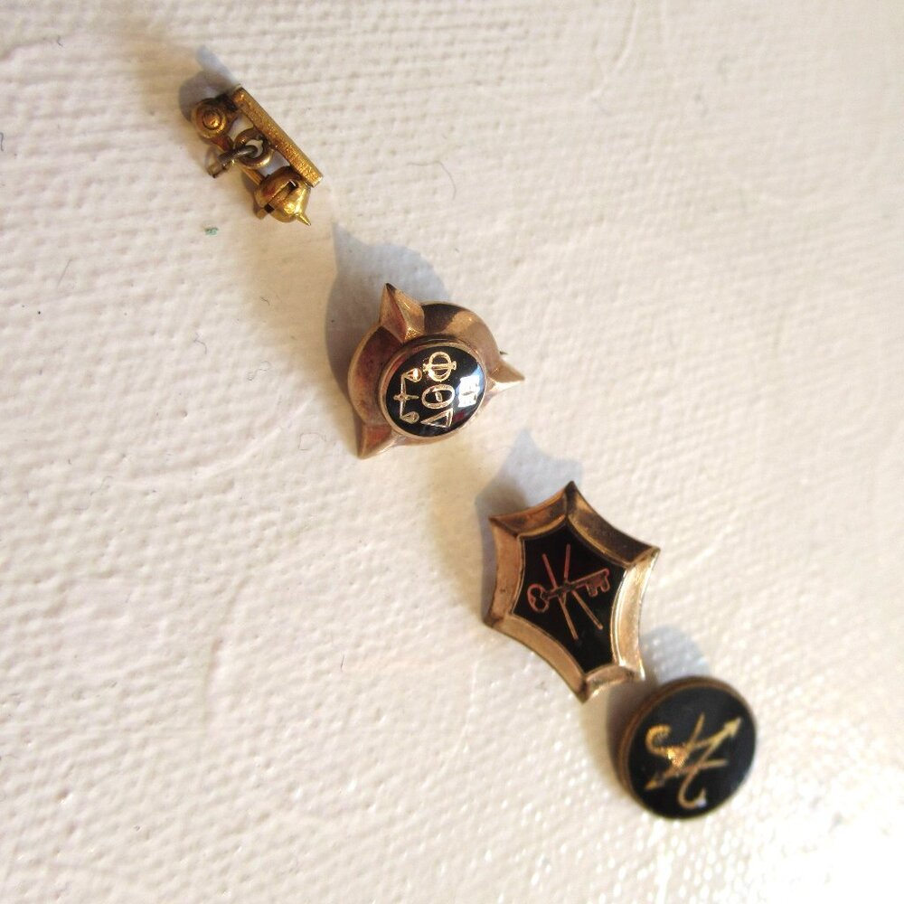 4 Lapel Pins, Gold & Black, Collectable, Law, Fraternity, Commemorative